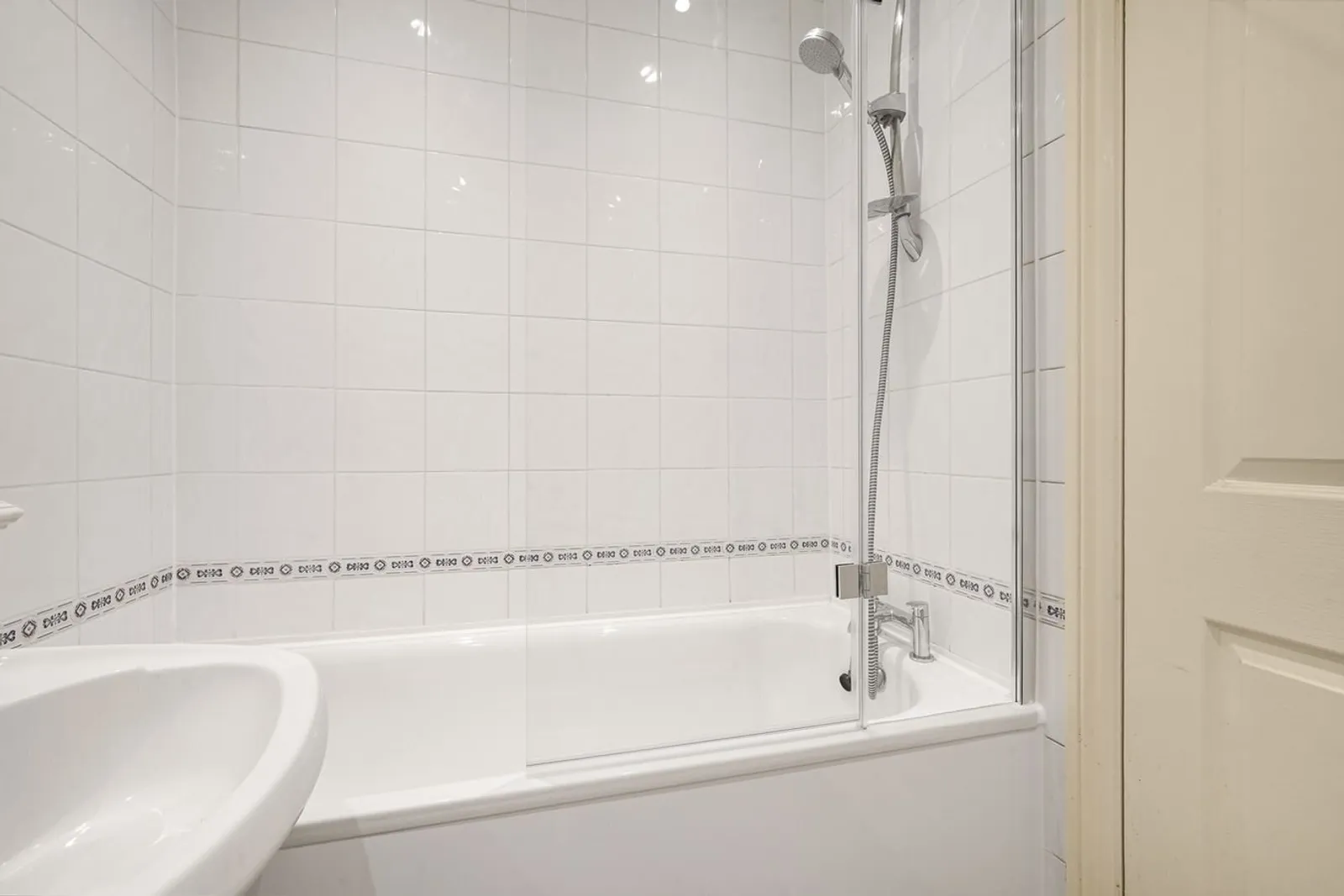 Brondesbury Villas, Kilburn, London, NW6