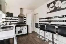 Minver Crescent, Nottingham