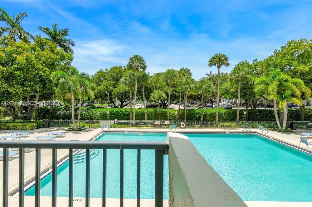 3200 Port Royale Dr N, Fort Lauderdale, FL 33308