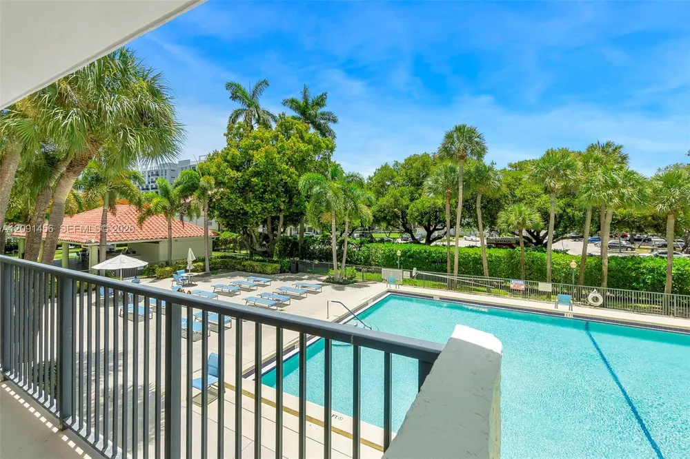 3200 Port Royale Dr N, Fort Lauderdale, FL 33308