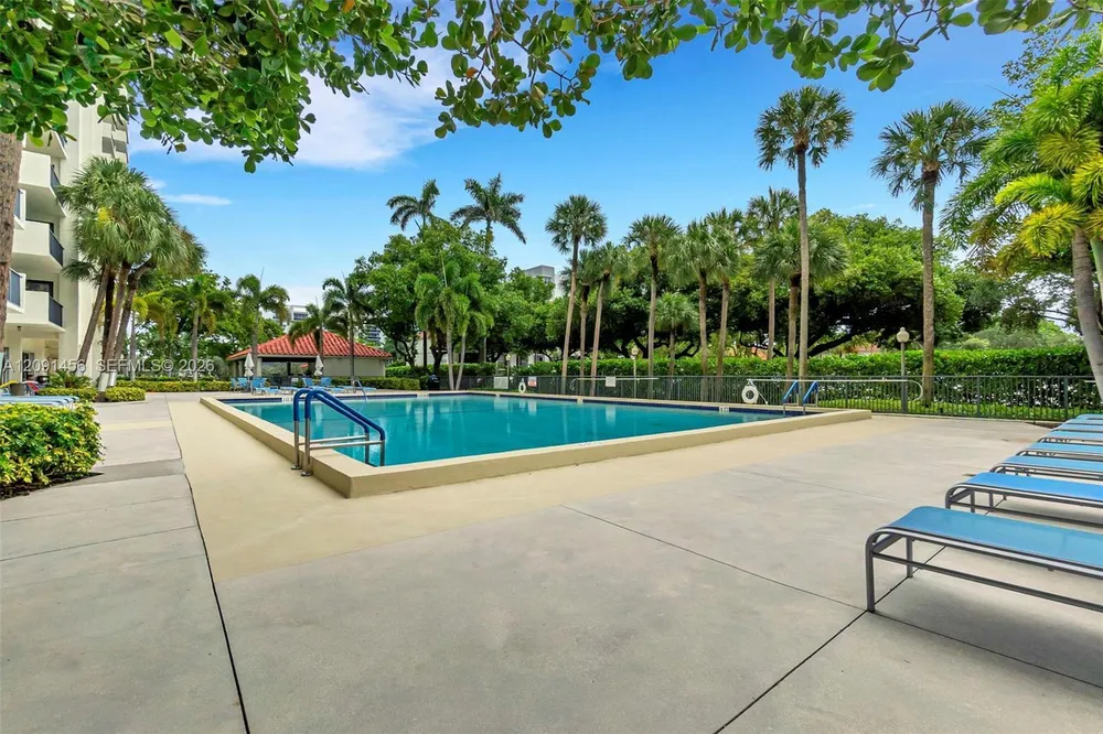 3200 Port Royale Dr N, Fort Lauderdale, FL 33308