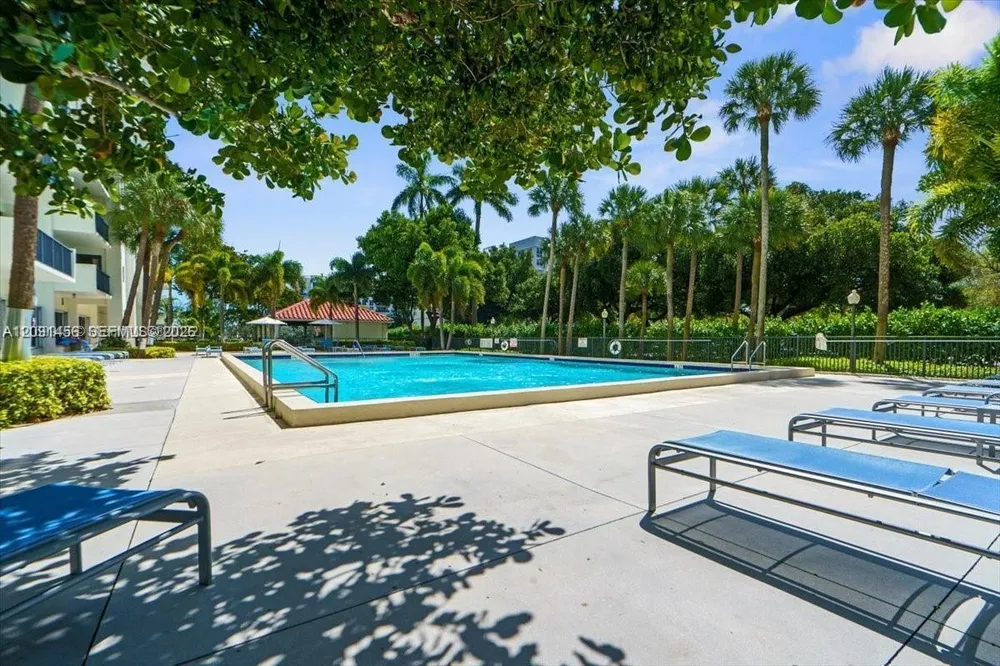 3200 Port Royale Dr N, Fort Lauderdale, FL 33308