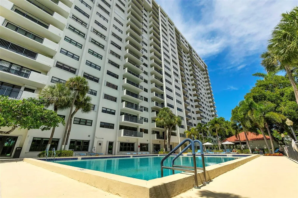 3200 Port Royale Dr N, Fort Lauderdale, FL 33308