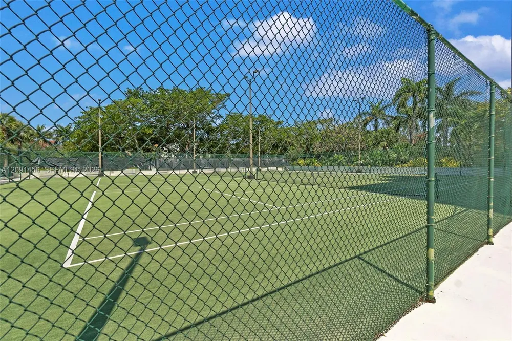 3200 Port Royale Dr N, Fort Lauderdale, FL 33308