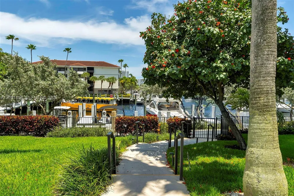 3200 Port Royale Dr N, Fort Lauderdale, FL 33308
