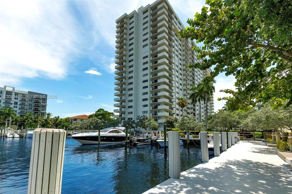 3200 Port Royale Dr N, Fort Lauderdale, FL 33308