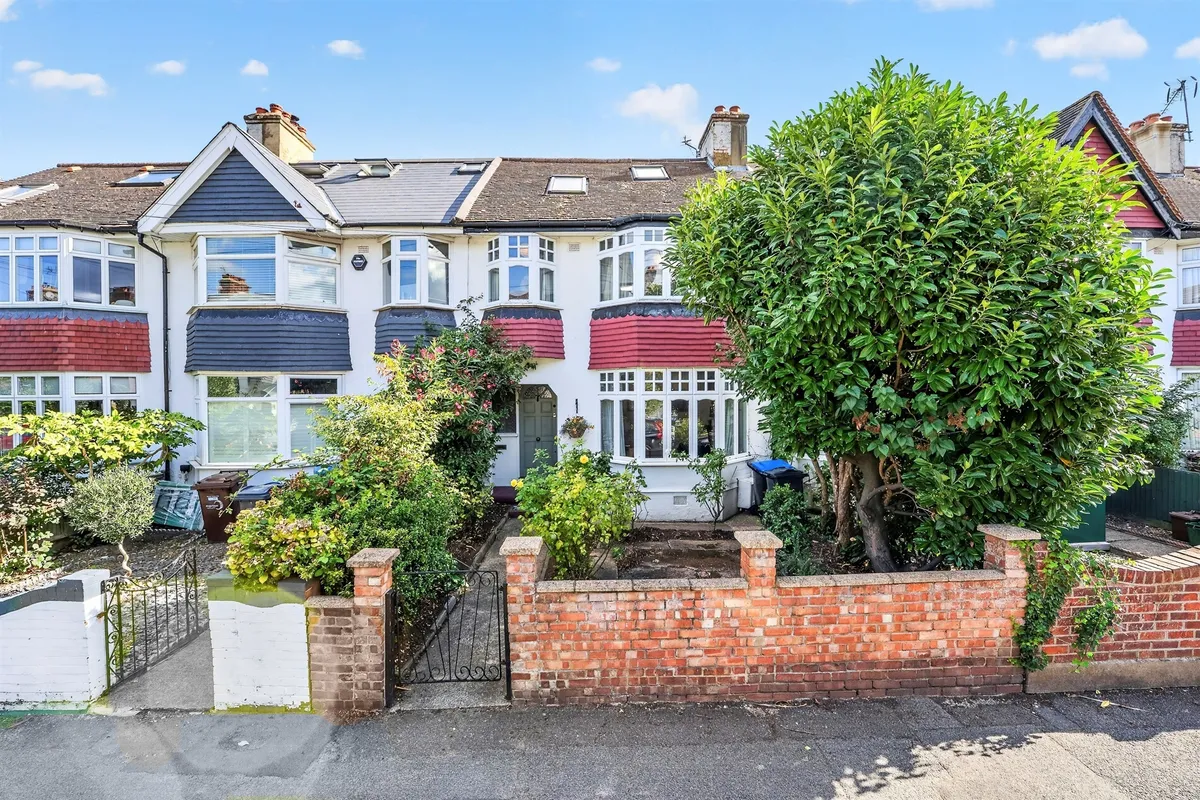 Brooklands Avenue, London