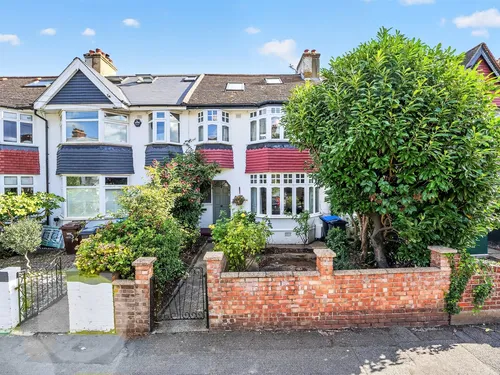 Brooklands Avenue, Londonphoto