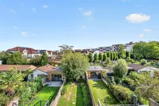 Brooklands Avenue, London