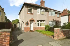 Pine Avenue, Wirral