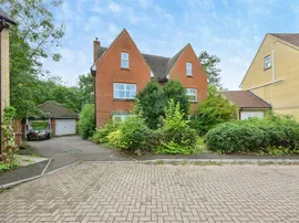 Cavell Court, Bishop's Stortford photo