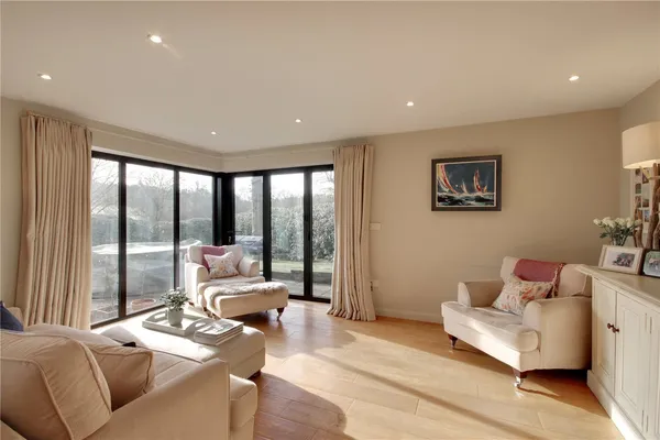 Hinksden Road, Benenden, TN17 photo 3
