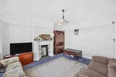 Elsrick Avenue, Morden