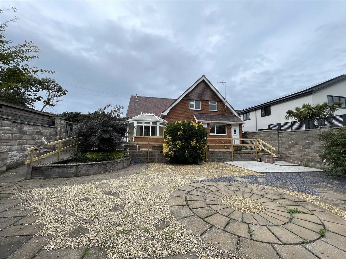 Gloddaeth Avenue, Llandudno, Conwy, LL30