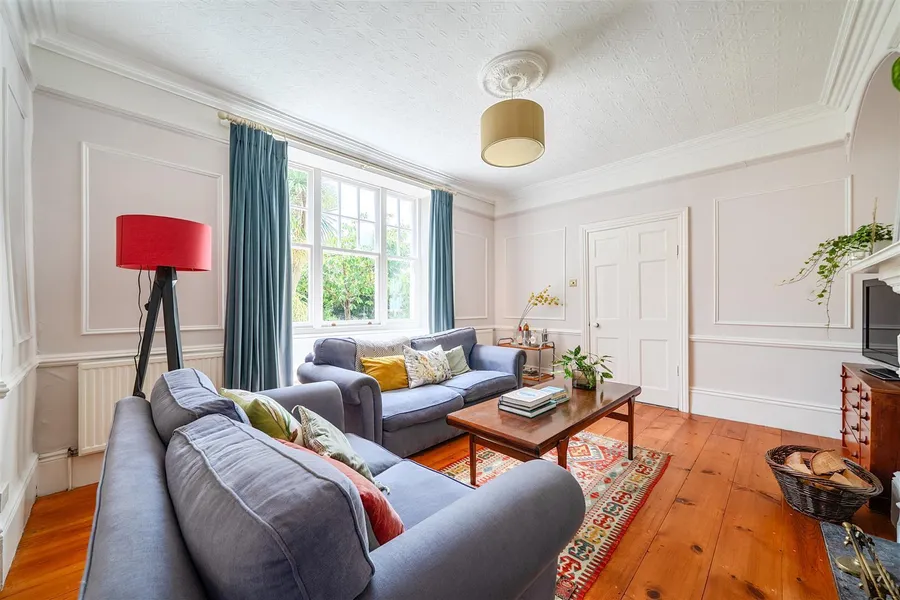 Property Image 5
