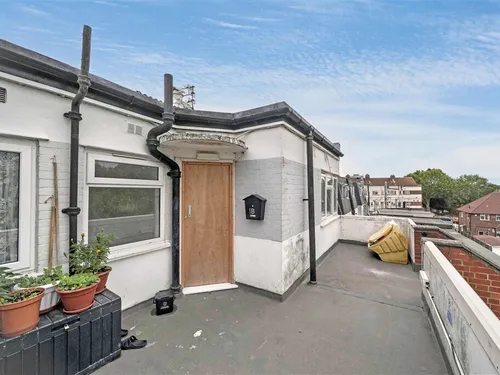 Northolt Road, HARROWphoto