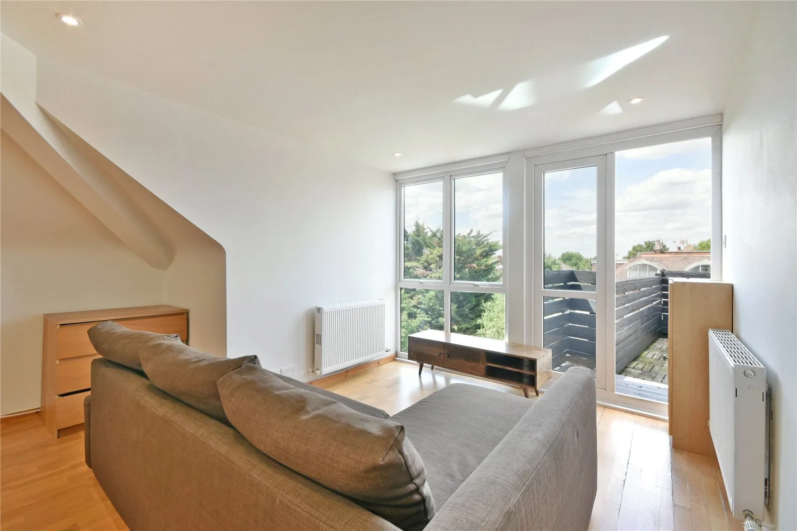 Manstone Road, Cricklewood, London, NW2