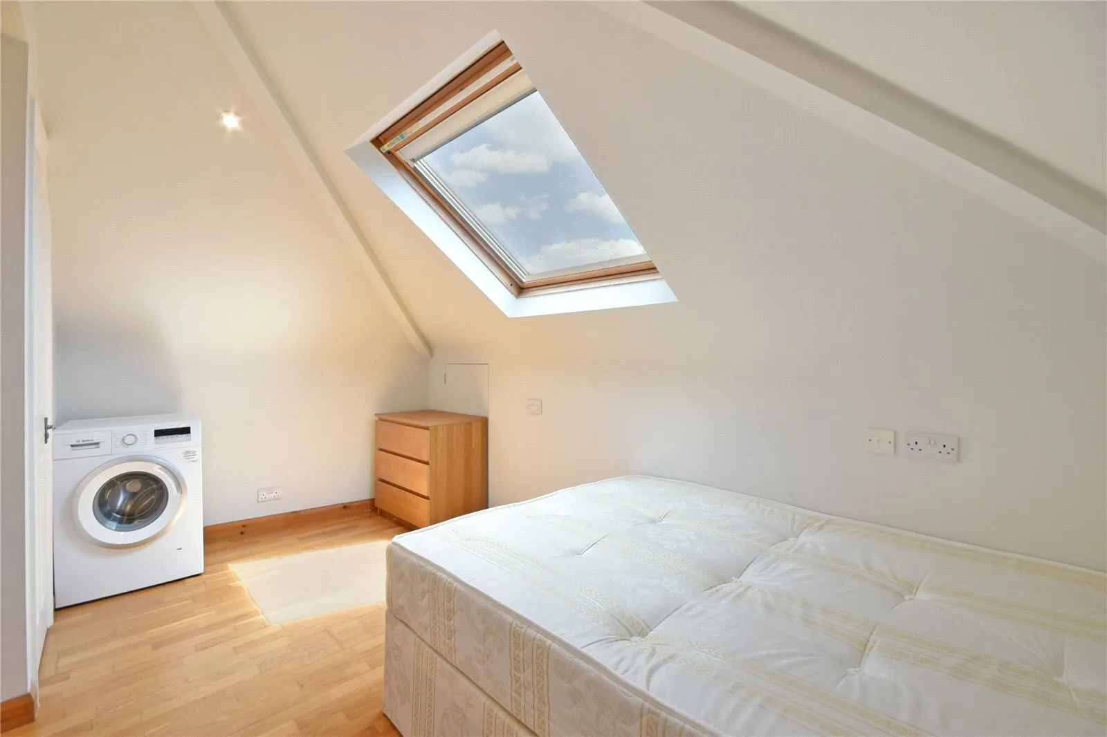 Manstone Road, Cricklewood, London, NW2