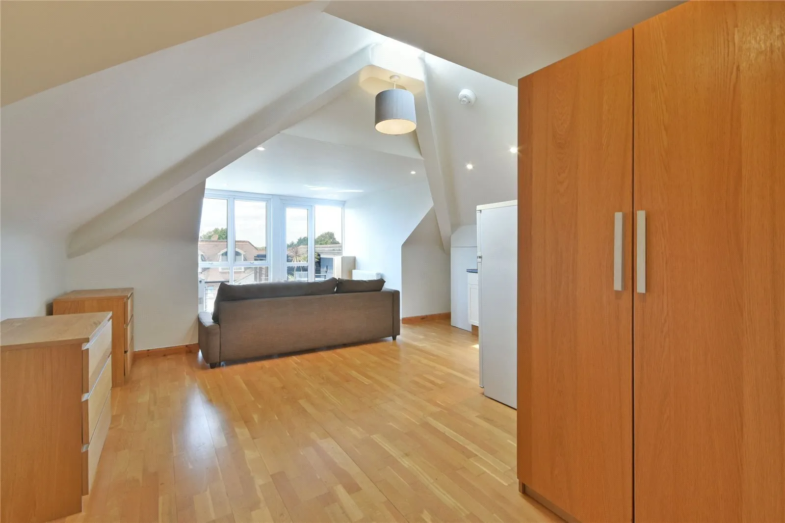 Manstone Road, Cricklewood, London, NW2