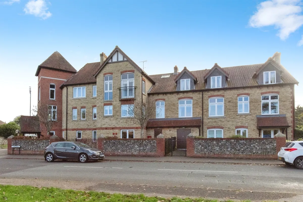Hanbury Court, Thetford
