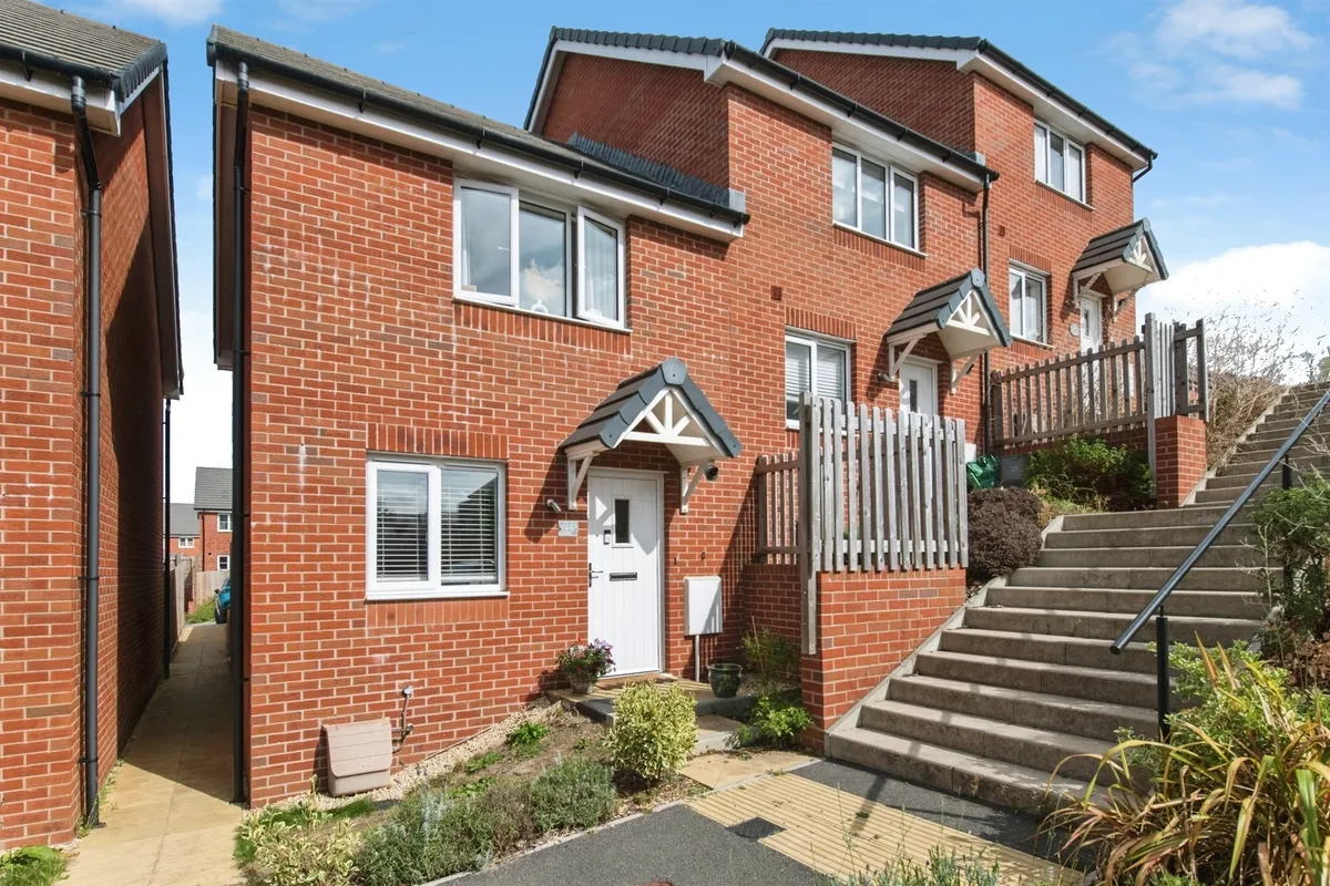 Chapel Way, AXMINSTER