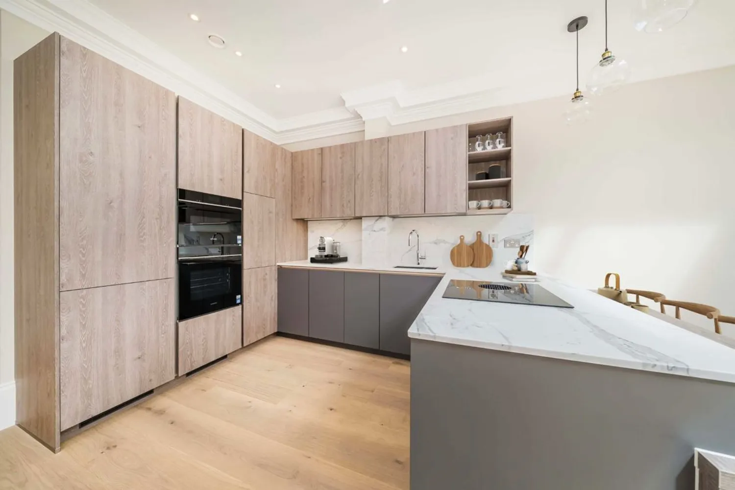 Matham Road, East Molesey, KT8 photo 3