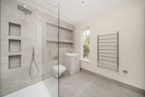 Matham Road, East Molesey, KT8 photo 6