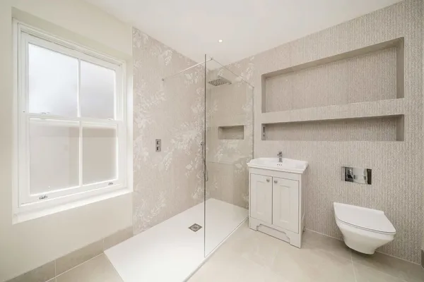 Matham Road, East Molesey, KT8 photo 8