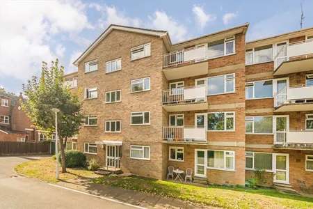 Elton Close, Kingston Upon Thames, KT1