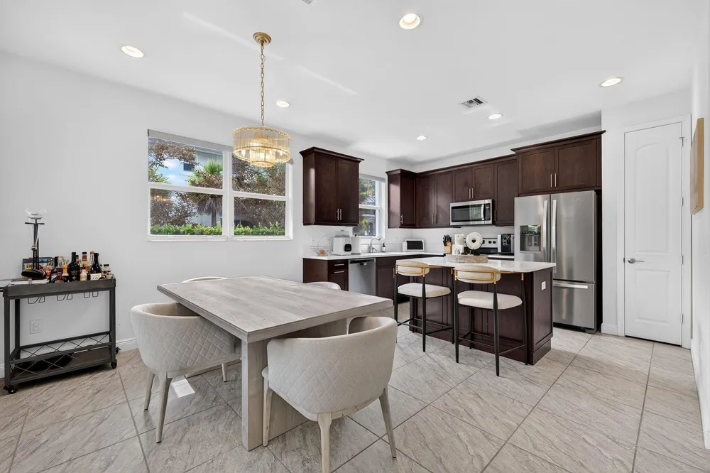 6994 Pines Circle, Coconut Creek, FL 33073