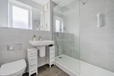 Ridgway Road, Farnham, GU9 photo 7