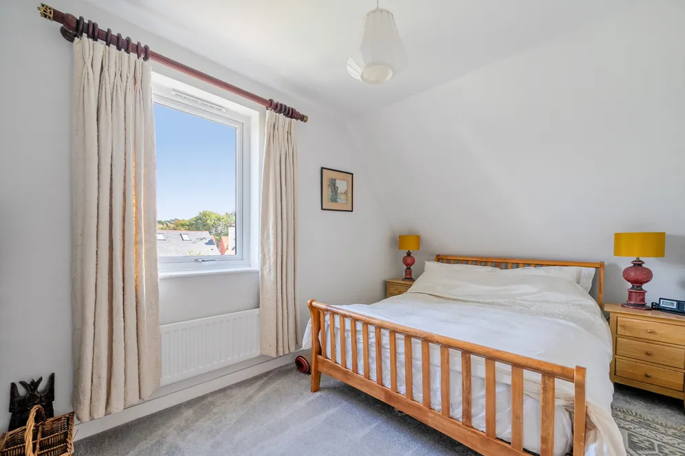 Ridgway Road, Farnham, GU9 photo 12