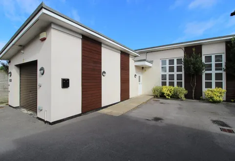 Shelbourne Road, Charminster,