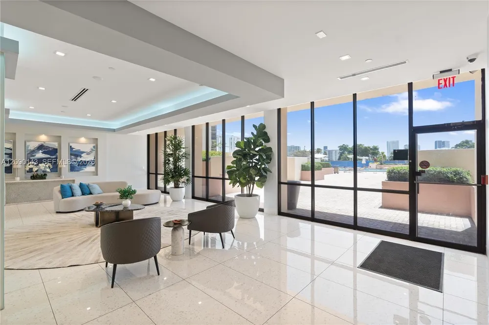 20379 W Country Club Dr, Aventura, FL 33180