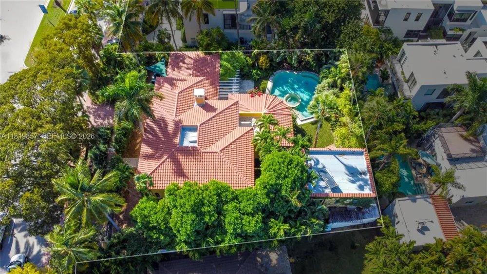 2050 Alton Rd, Miami Beach, FL 33140