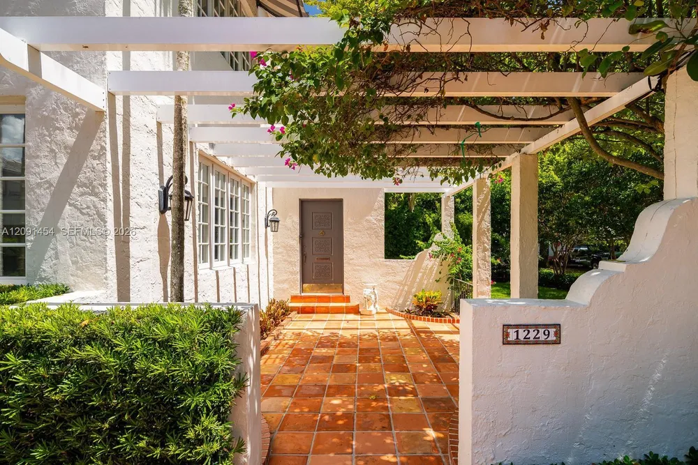 1229 Asturia Ave, Coral Gables, FL 33134