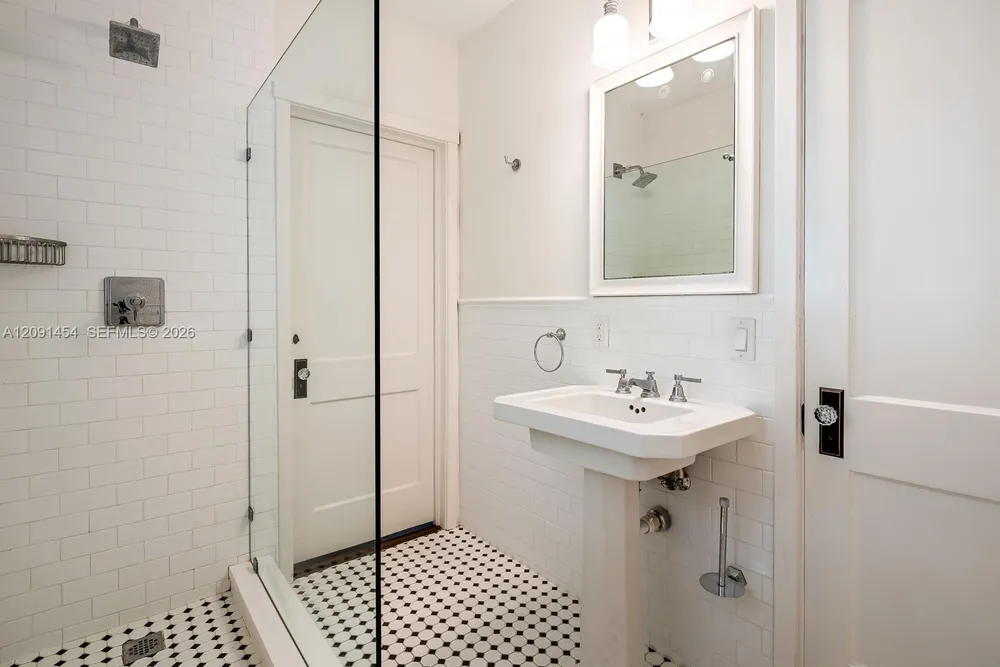 1229 Asturia Ave, Coral Gables, FL 33134
