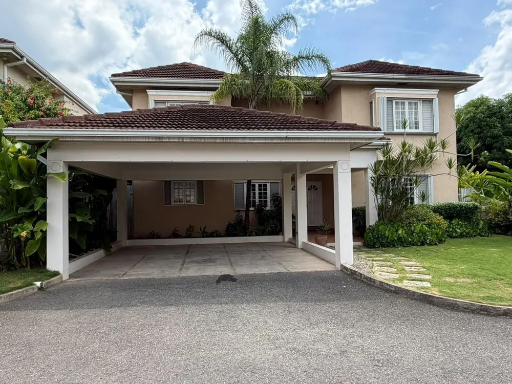 EARLS COURT CHATEAUX, KIN Kingston  St. Andrew
