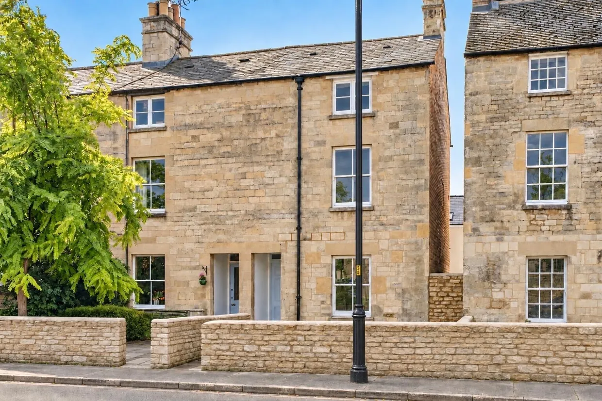 Watermoor Road, Cirencester, GL7 photo 1