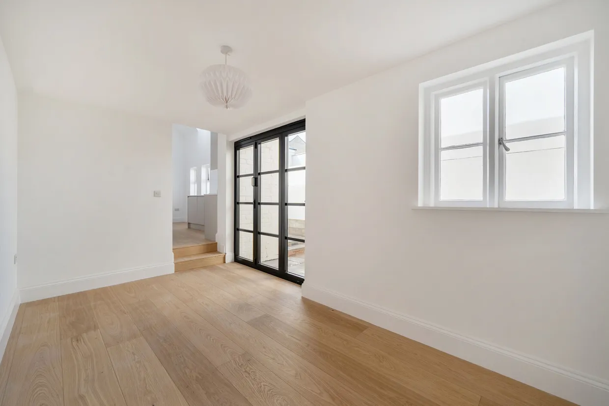 Watermoor Road, Cirencester, GL7 photo 9