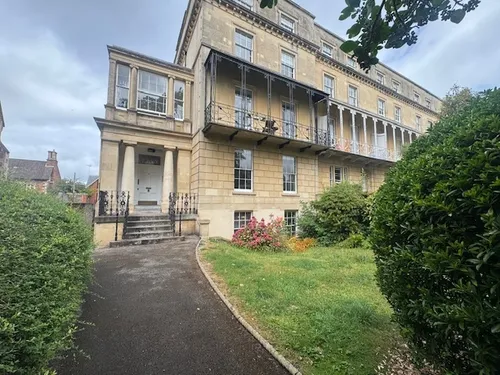 Oakfield Road, Clifton, BRISTOLphoto