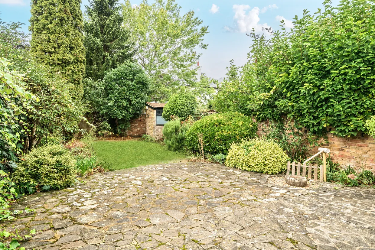 Bettoney Vere, Bray, Maidenhead, SL6 photo 2
