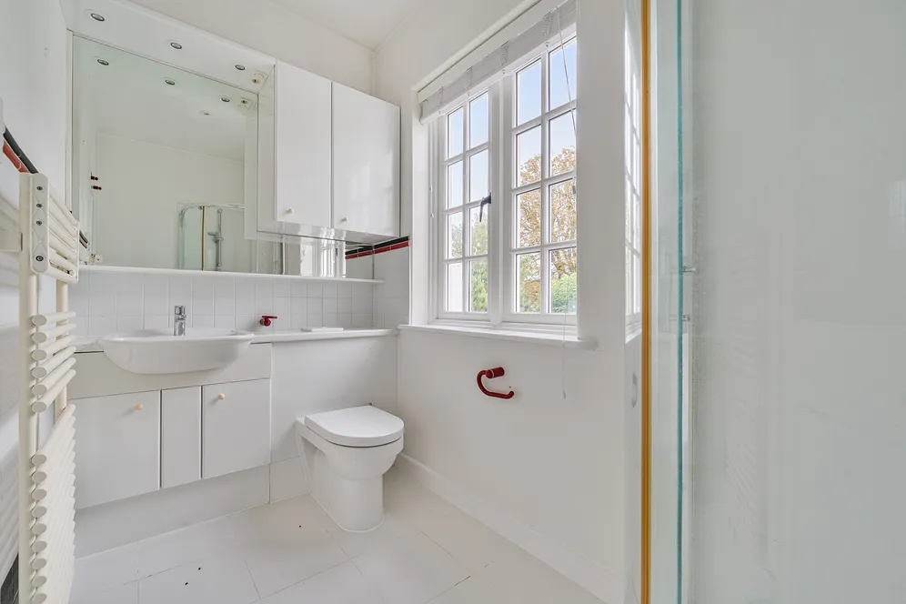 Bettoney Vere, Bray, Maidenhead, SL6 photo 9