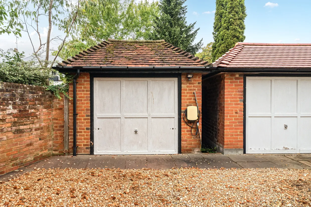 Bettoney Vere, Bray, Maidenhead, SL6 photo 14