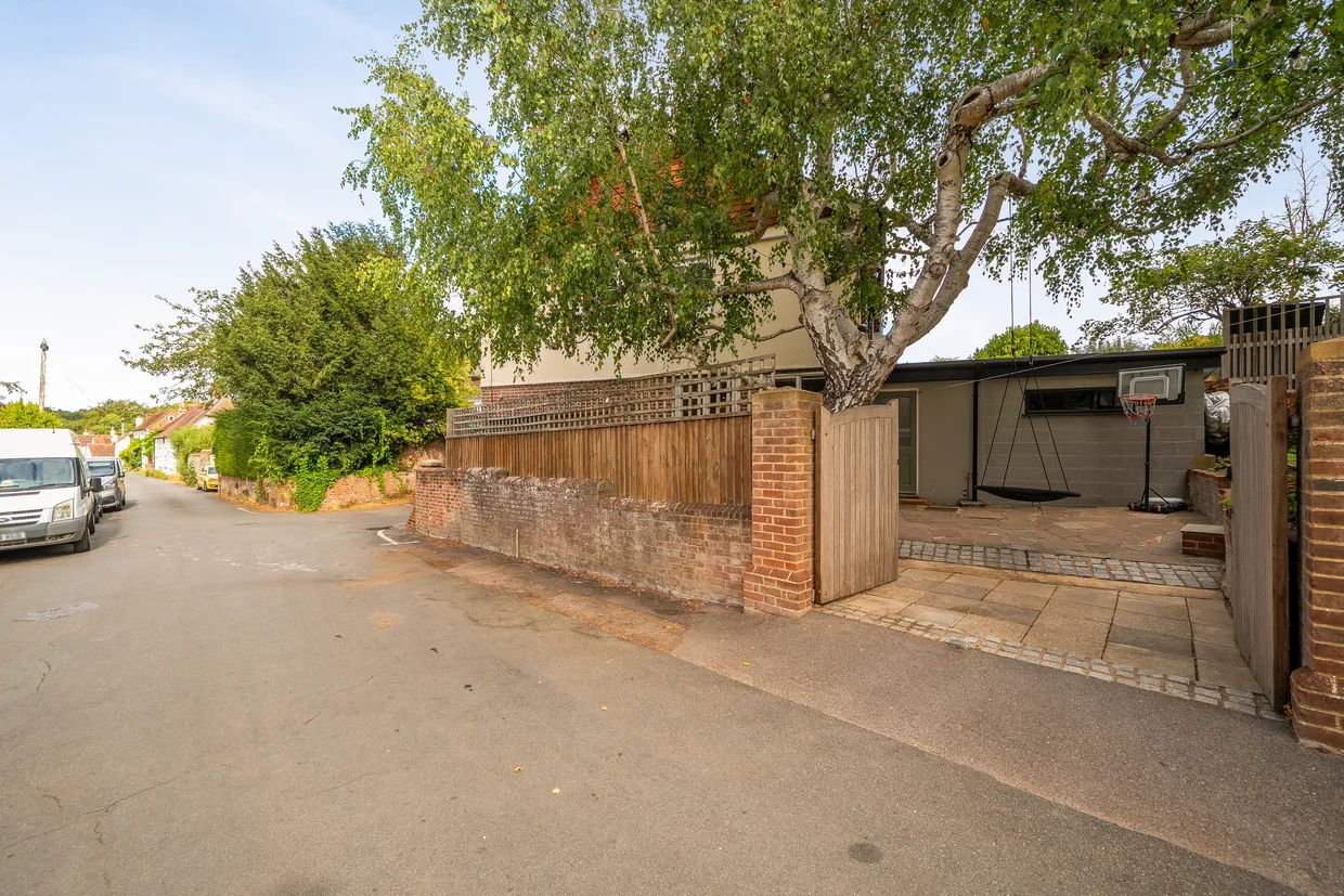 School Road, Twyford, SO21 photo 5
