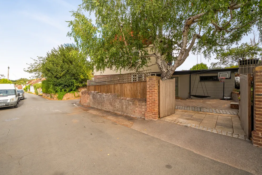 School Road, Twyford, SO21 photo 5