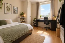 Hall Place, LONDON