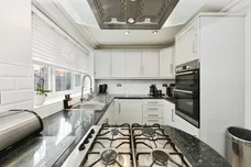 Nunsbury Drive, Broxbourne