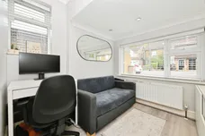 Nunsbury Drive, Broxbourne