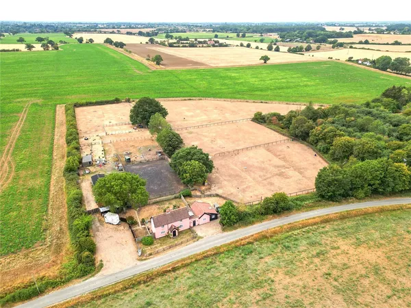 Wattisfield Road, Thelnetham, IP22 photo 3